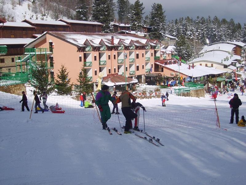 Hotel Lo Scoiattolo Cotronei 外观 照片